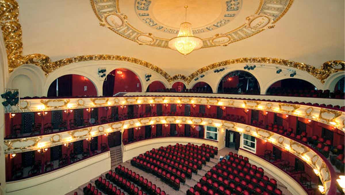 Alexandria Opera House (AKA Sayed Darwish Theater): World Holiday Vibes Blog