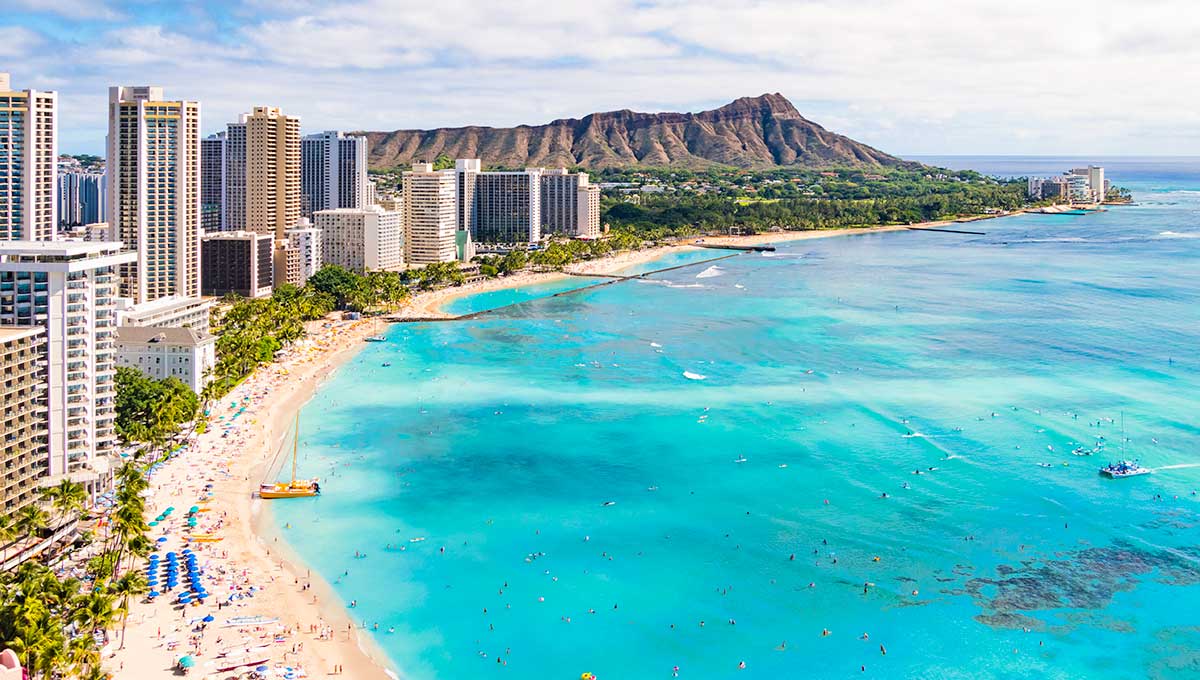 Visiting Hawaii: World Holiday Vibes Blog