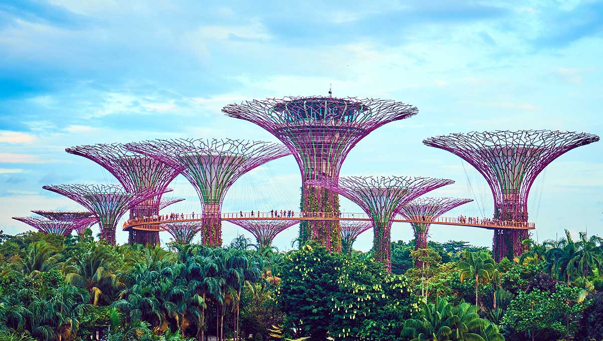 Gardens by the Bay in Singapore - Holiday Vibes Blog, Good Vibes Only