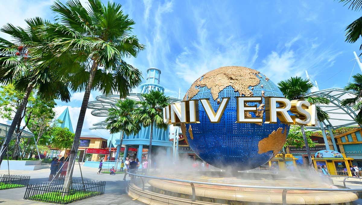 Universal Studios: World Holiday Vibes Blog
