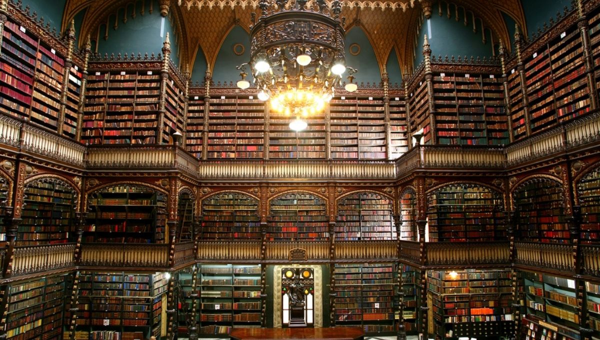 Portuguese Royal Library: World Holiday Vibes Blog