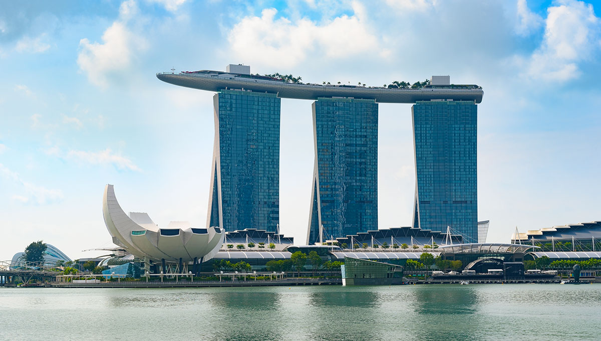 Marina Bay in Singapore - Holiday Vibes Blog, Good Vibes Only