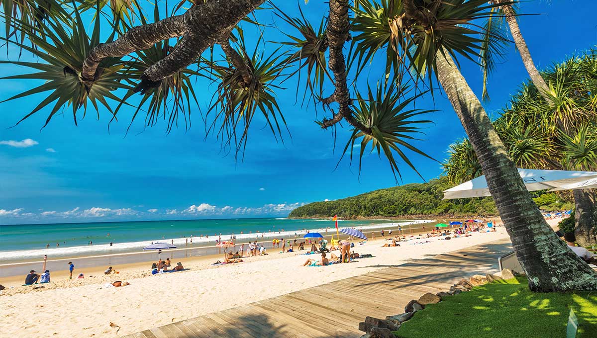 Noosa beach in Sunshine Coast, Australia - Holiday Vibes Blog, Good Vibes Only
