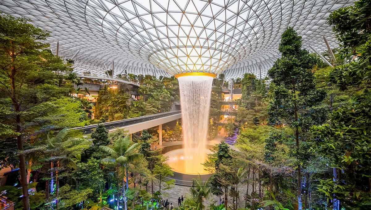 Jewel Changi Airport - Best things to do in Singapore - Holiday Vibes Blog, Good Vibes Only