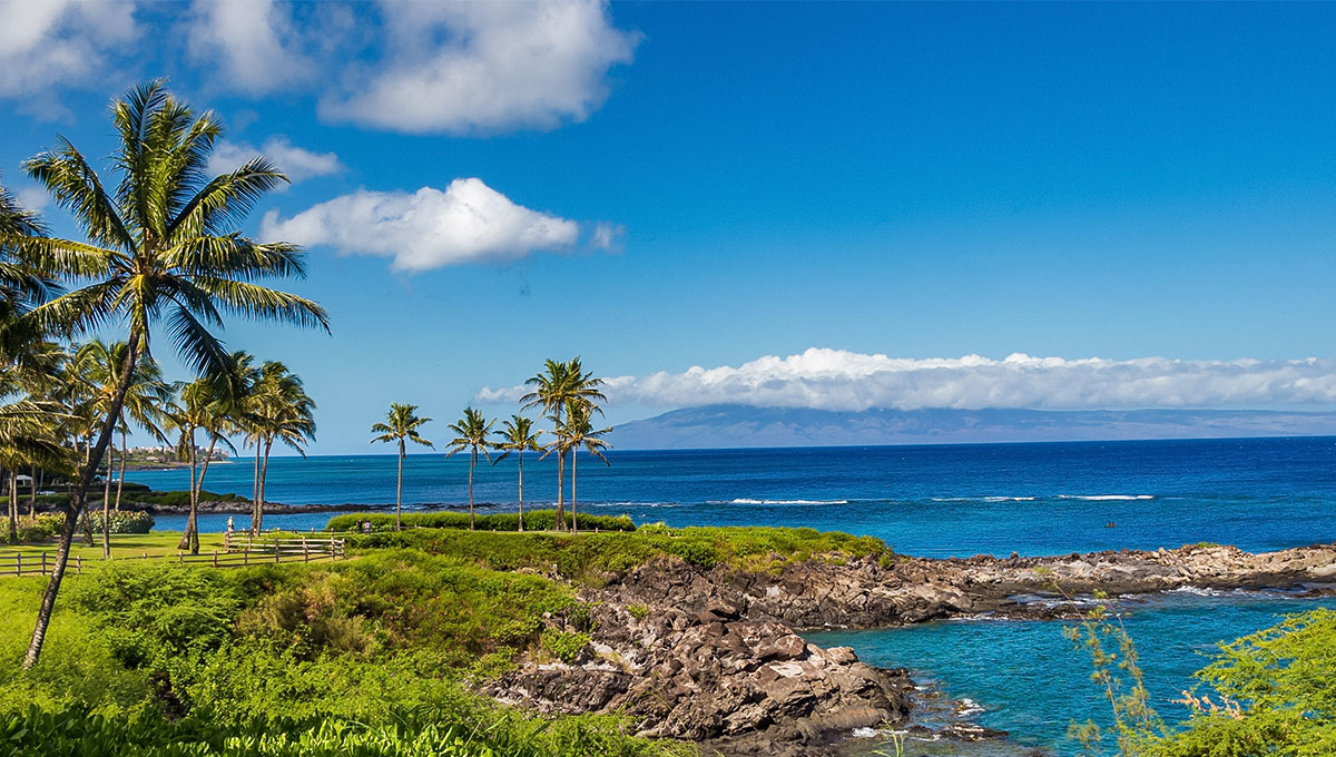 Maui Island - Best Hawaiian Islands - Holiday Vibes Blog, Good Vibes Only