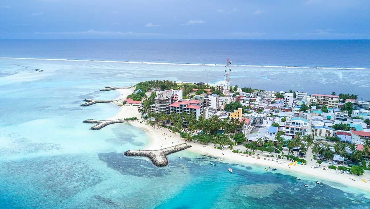 Maafushi island in Maldives - Holiday Vibes Blog, Good Vibes Only