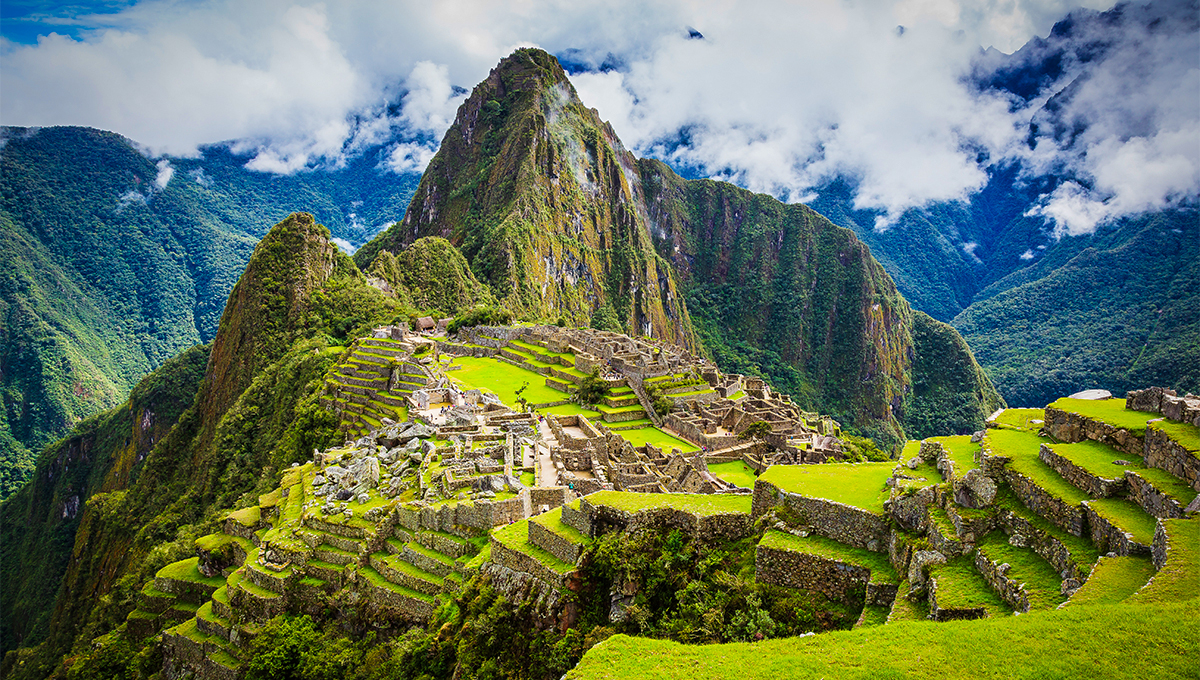 Machu Picchu in Peru - Holiday Vibes Blog, Good Vibes Only