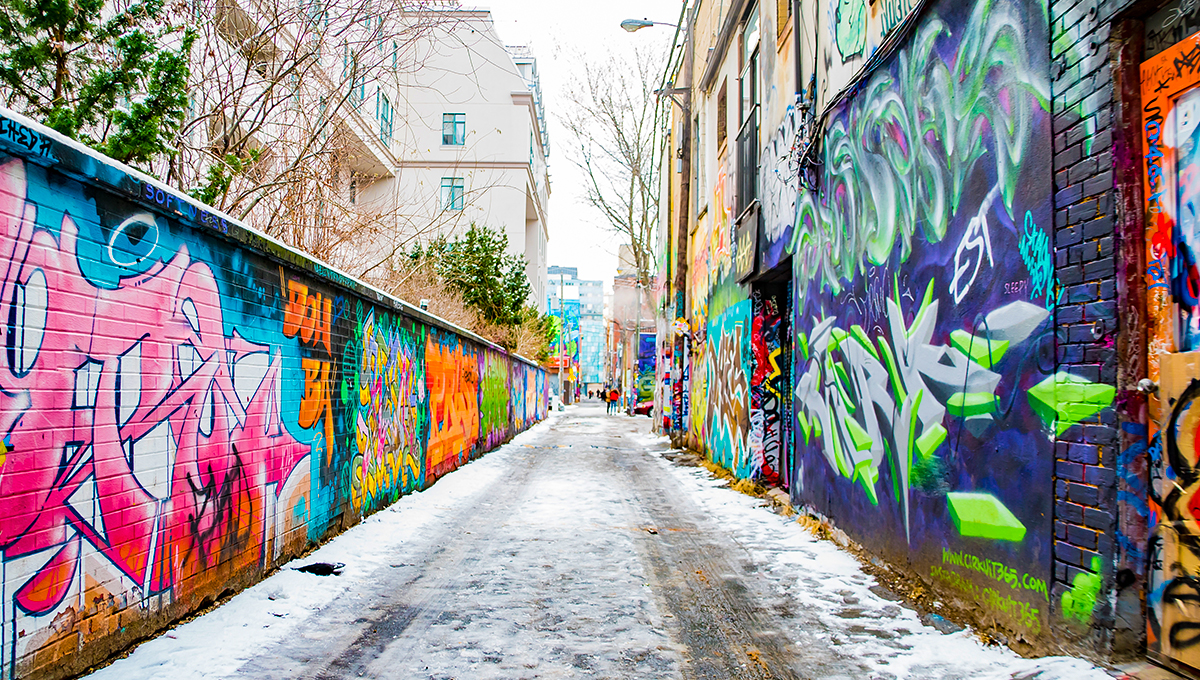Graffiti Alley in Toronto - Holiday Vibes Blog, Good Vibes Only