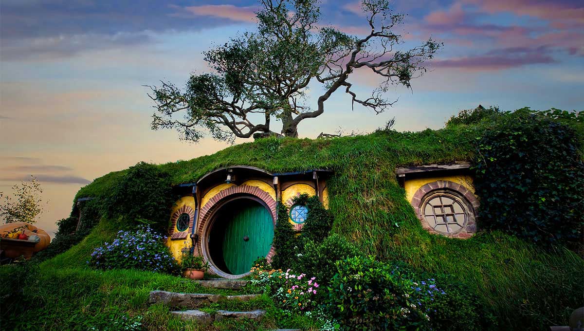 Hobbiton in New Zealand - Holiday Vibes Blog, Good Vibes Only