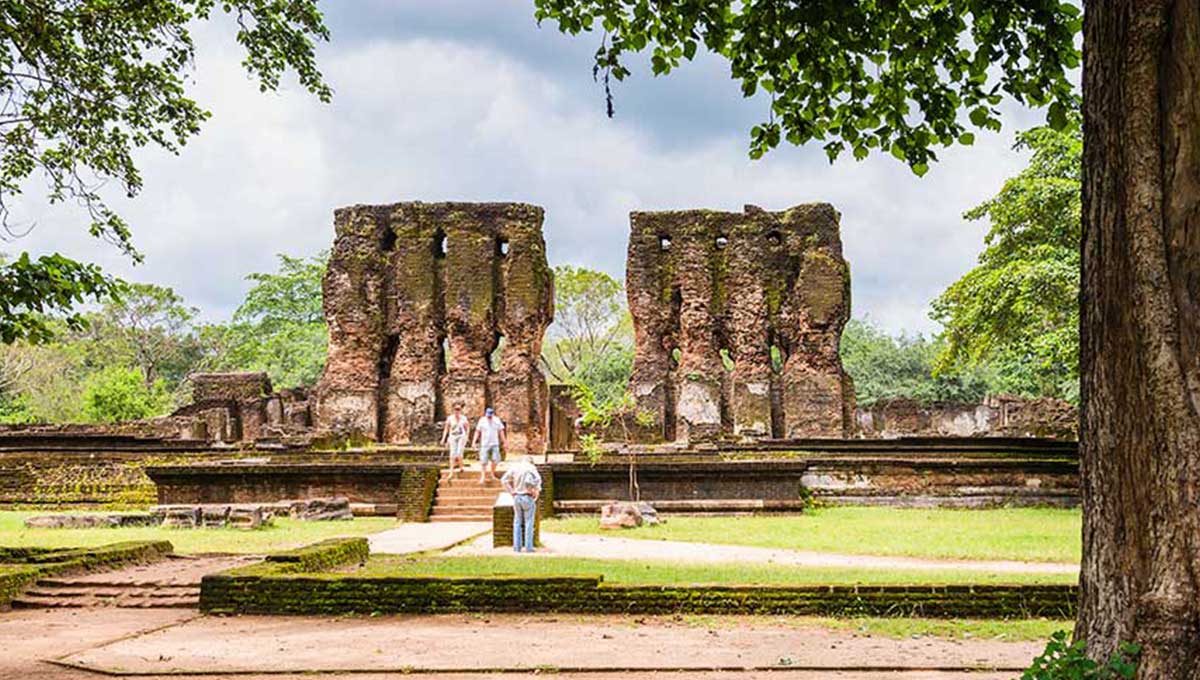 The Royal Palace, Polonnaruwa - Holiday Vibes Blog, Good Vibes Only