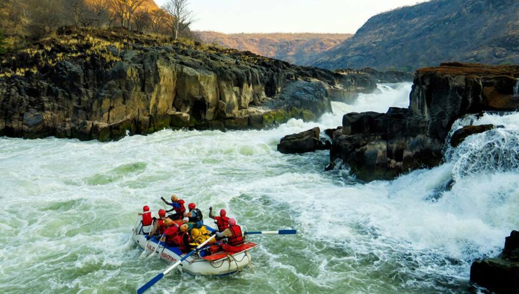 Whitewater Rafting on the Zambezi River - Holiday Vibes Blog, Good Vibes Only
