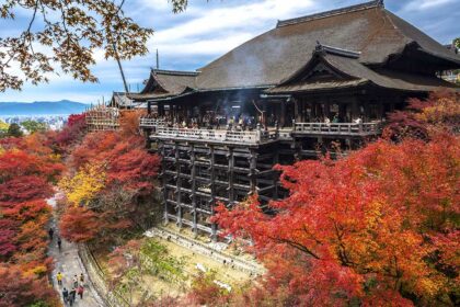 Pure water Temple: Kiyomizu Dera in Kyoto, Japan - Holiday Vibes Blog, Good Vibes Only