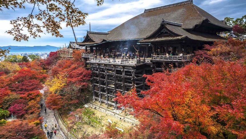 Pure water Temple: Kiyomizu Dera in Kyoto, Japan - Holiday Vibes Blog, Good Vibes Only