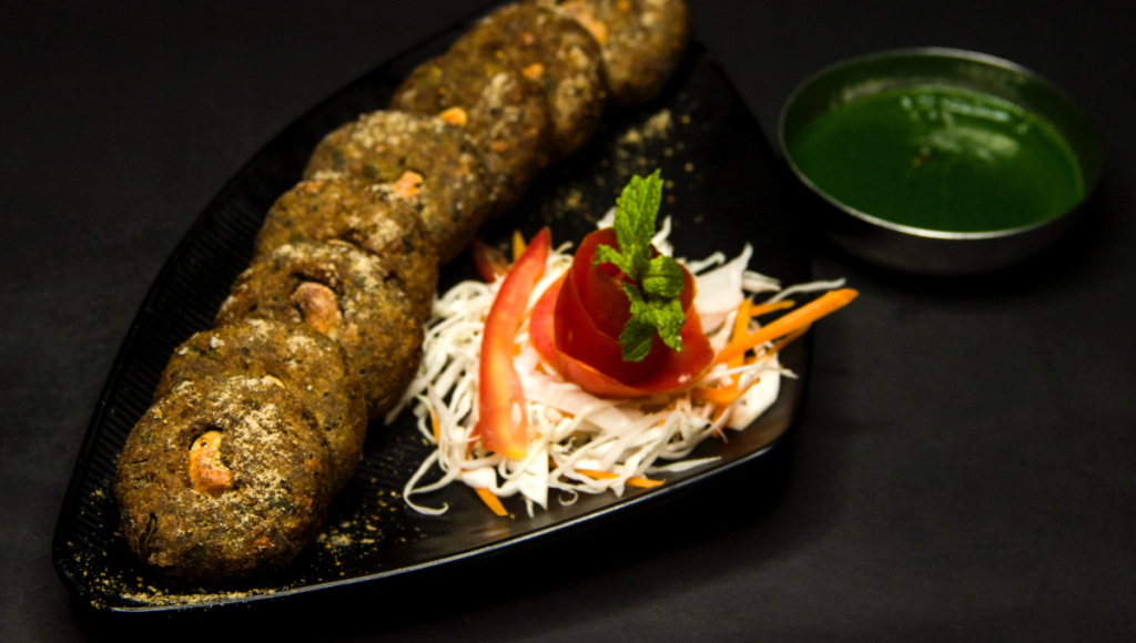 Aloo Tikki, top street food in India - World Holiday Vibes Blog